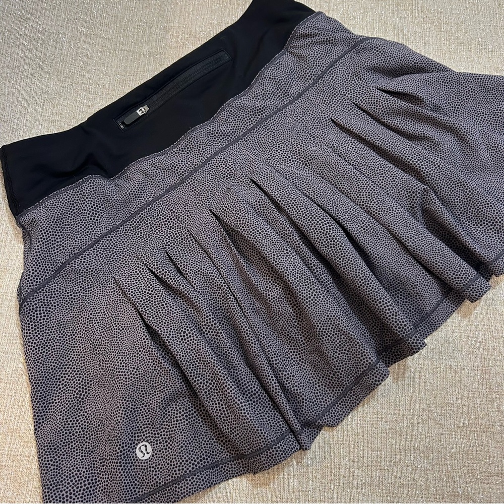 Lululemon Skort Flat Front Pleated Back 5 Pockets Dotted Print Elastic Grip 4 - Picture 5 of 11